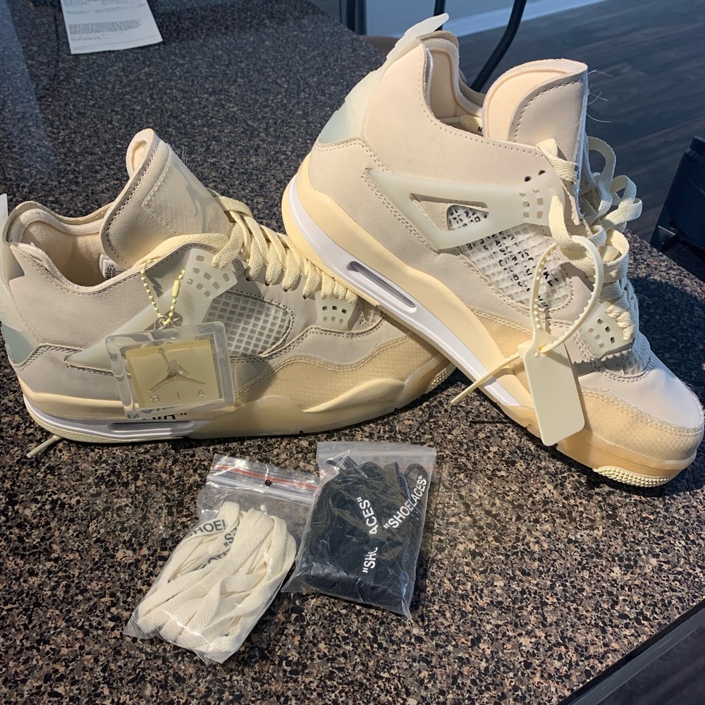 Off white Jordan 4’s - Picture 1 of 4
